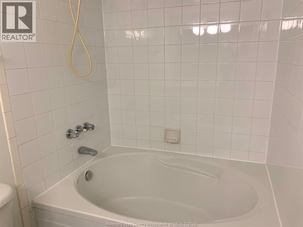 75 Riverside Drive East Unit# 410, Windsor, Ontario  N9A 7C4 - Photo 29 - 25031734