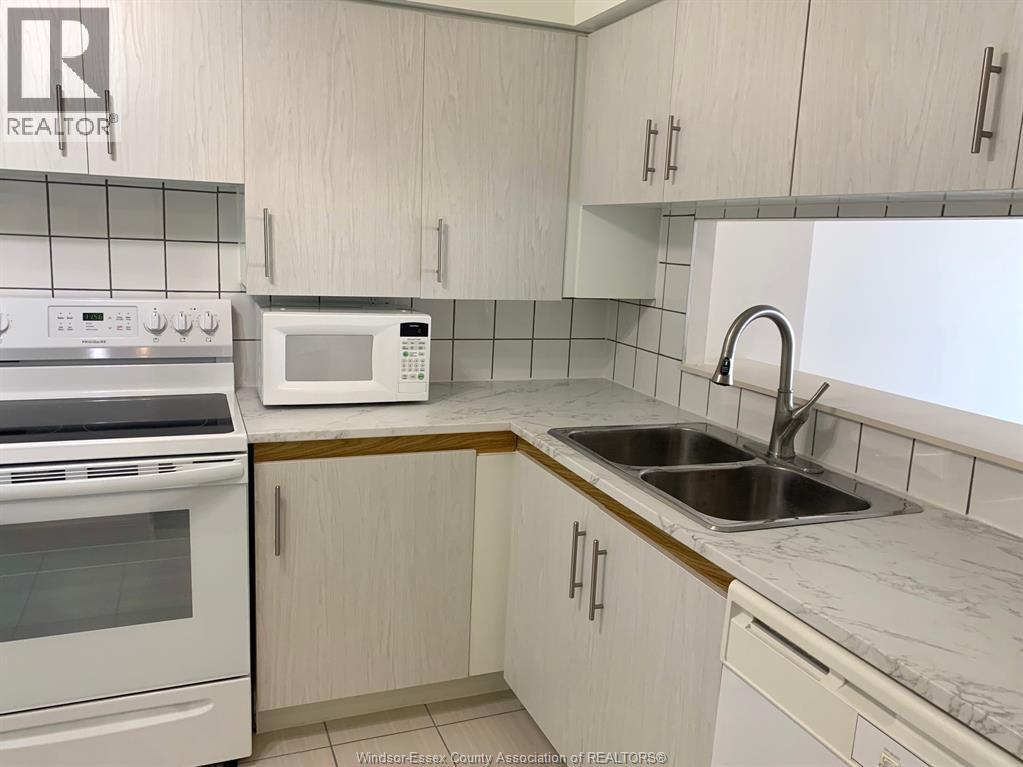 75 Riverside Drive East Unit# 410, Windsor, Ontario  N9A 7C4 - Photo 9 - 25031734