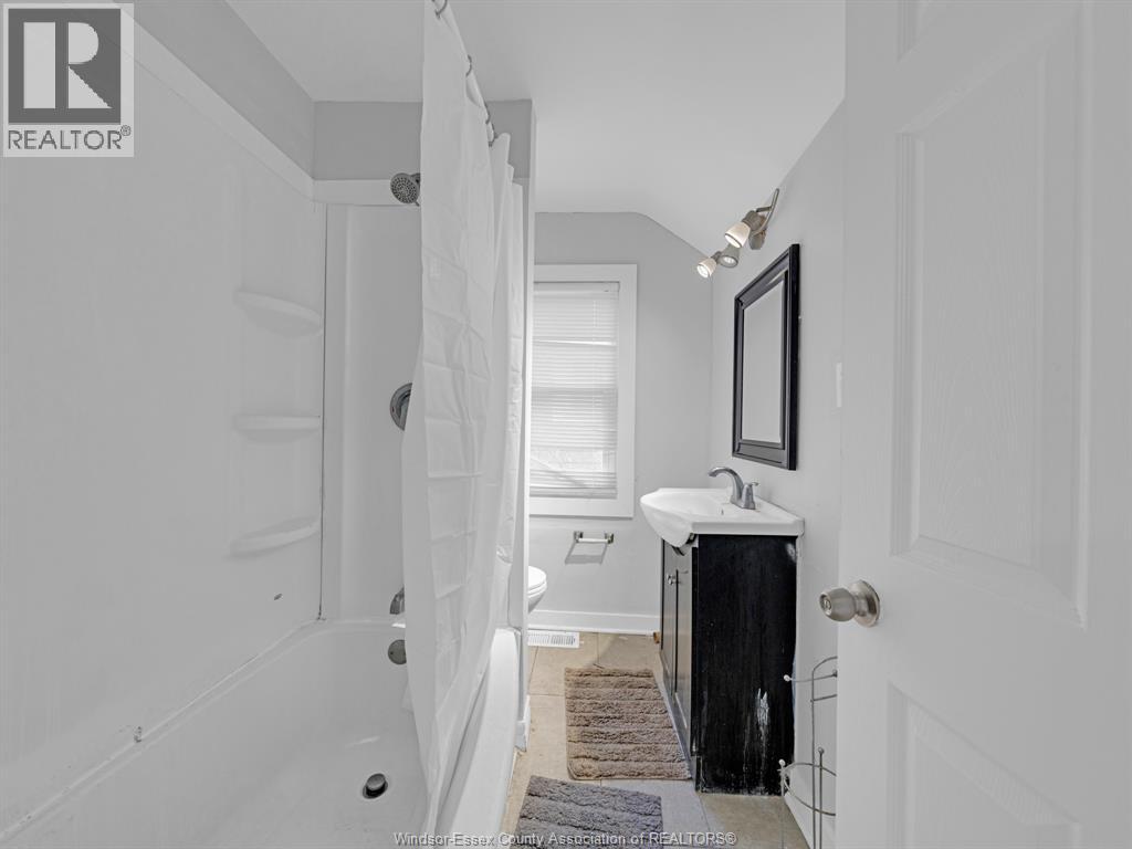 353 Indian Road Unit# 6, Windsor, Ontario  N9E 2M1 - Photo 22 - 25031839