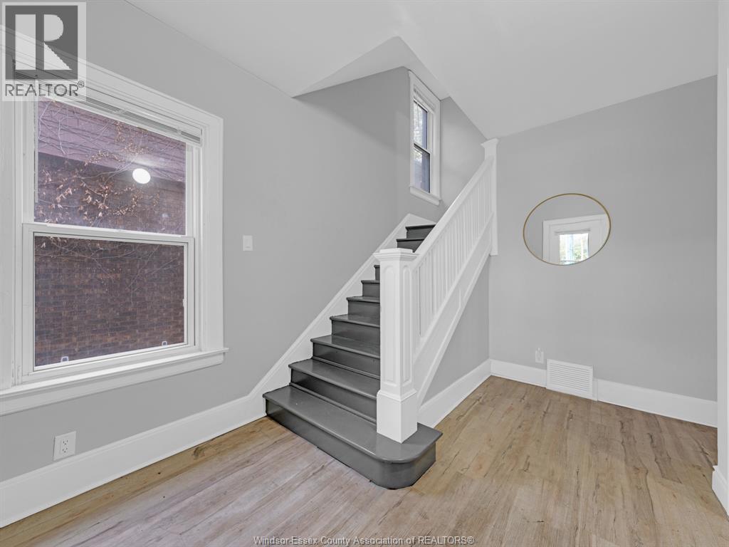 353 Indian Road Unit# 6, Windsor, Ontario  N9E 2M1 - Photo 3 - 25031839