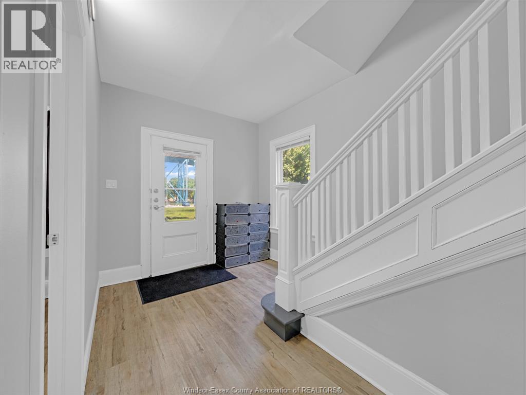 353 Indian Road Unit# 6, Windsor, Ontario  N9E 2M1 - Photo 5 - 25031839