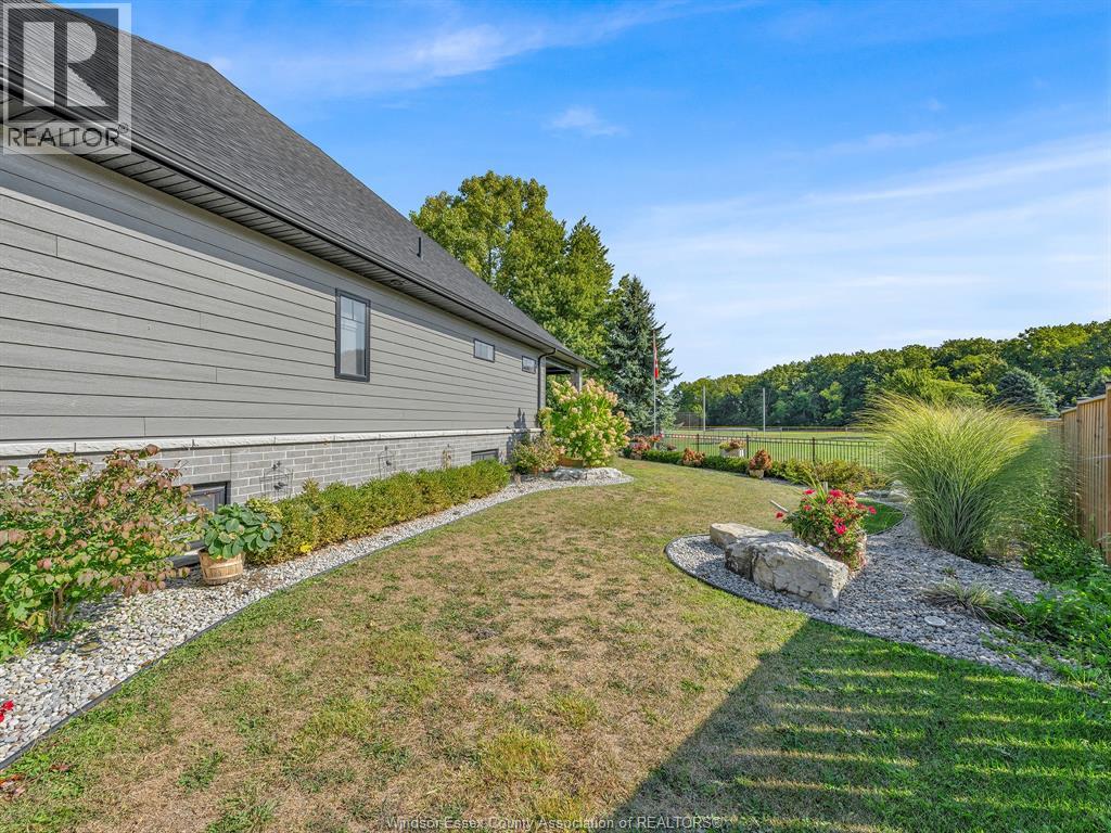 36 Manuel Court, Harrow, Ontario  N0R 1G0 - Photo 42 - 25031844