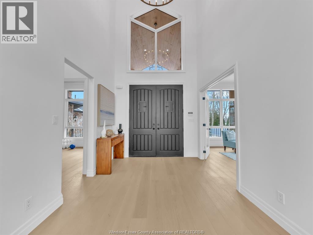 720 Old Tecumseh Road East, Lakeshore, Ontario  N0R 1A0 - Photo 4 - 25031843