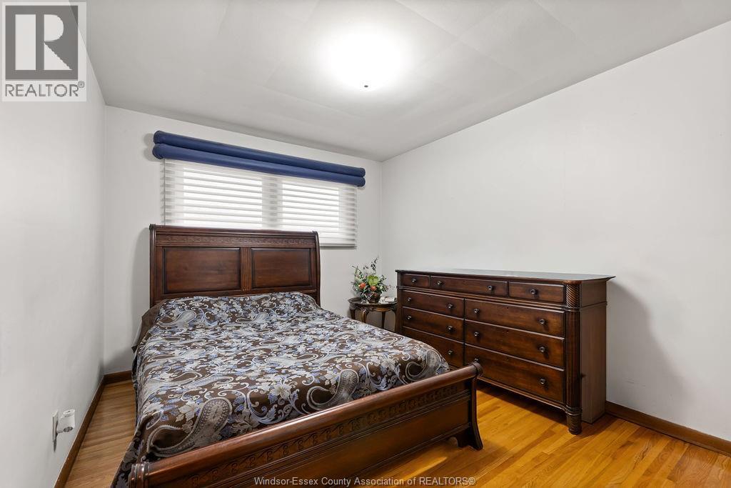 1670 Campbell Avenue, Windsor, Ontario  N9B 2K6 - Photo 16 - 25031884