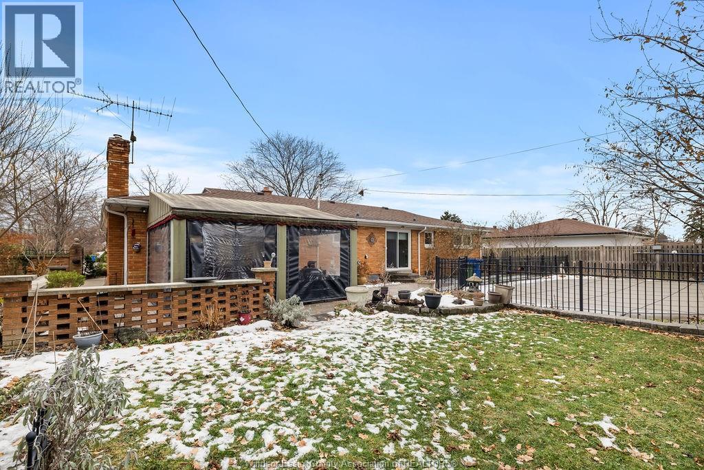 1670 Campbell Avenue, Windsor, Ontario  N9B 2K6 - Photo 21 - 25031884
