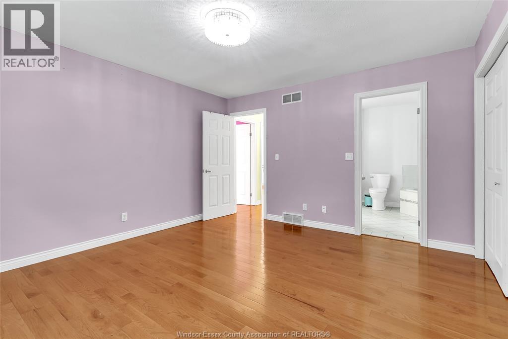 4305 Golfcourse Crescent, Windsor, Ontario  N9G 2P5 - Photo 15 - 25032091