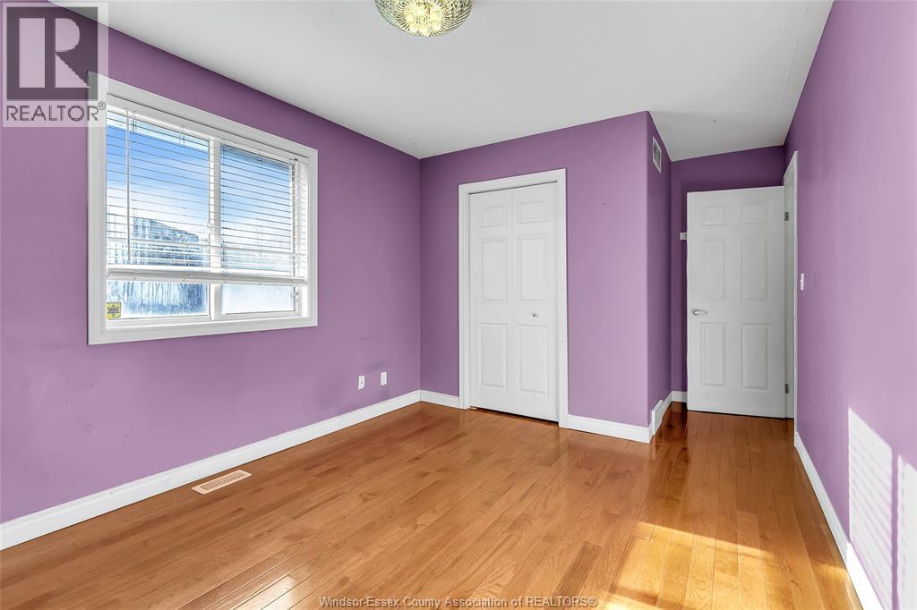 4305 Golfcourse Crescent, Windsor, Ontario  N9G 2P5 - Photo 19 - 25032091