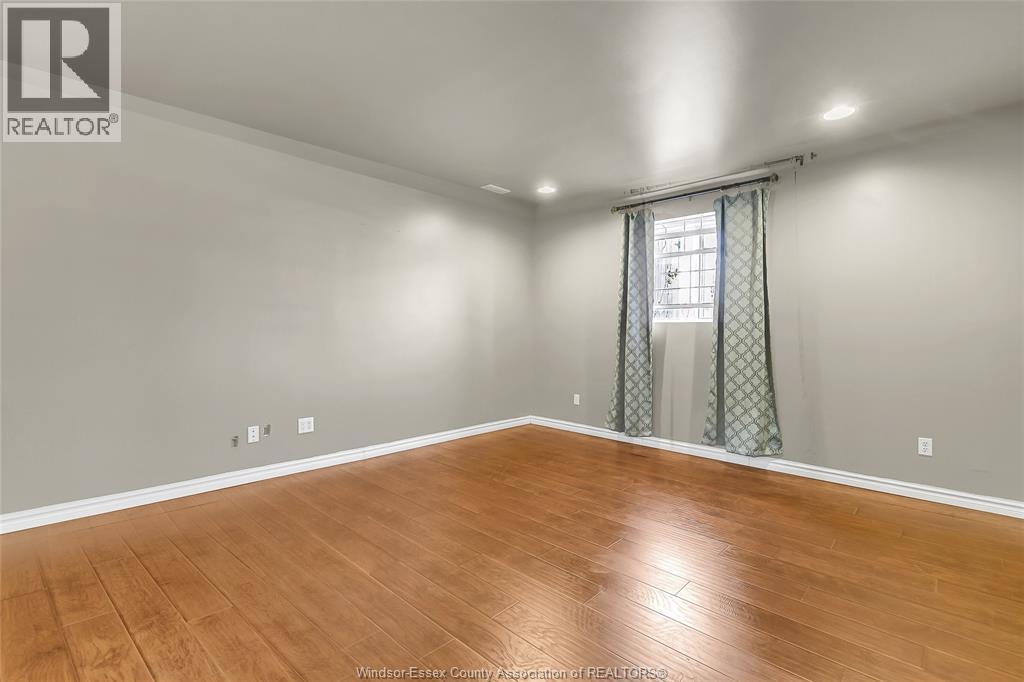 4305 Golfcourse Crescent, Windsor, Ontario  N9G 2P5 - Photo 26 - 25032091