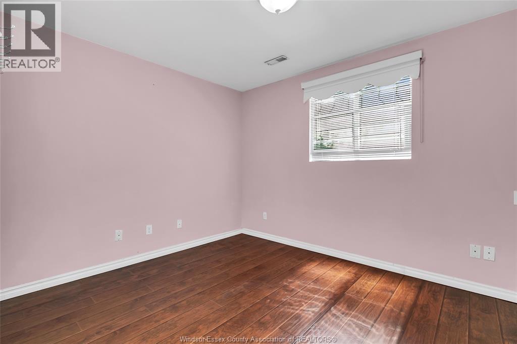 4305 Golfcourse Crescent, Windsor, Ontario  N9G 2P5 - Photo 28 - 25032091