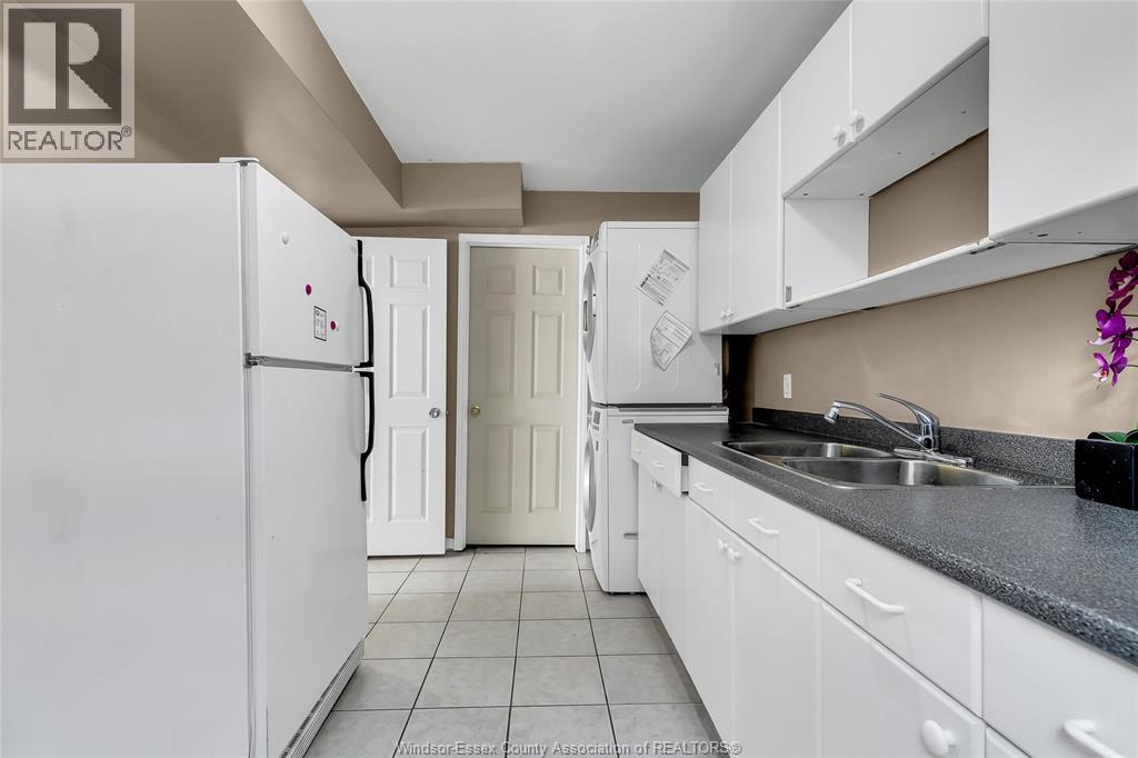 4305 Golfcourse Crescent, Windsor, Ontario  N9G 2P5 - Photo 32 - 25032091