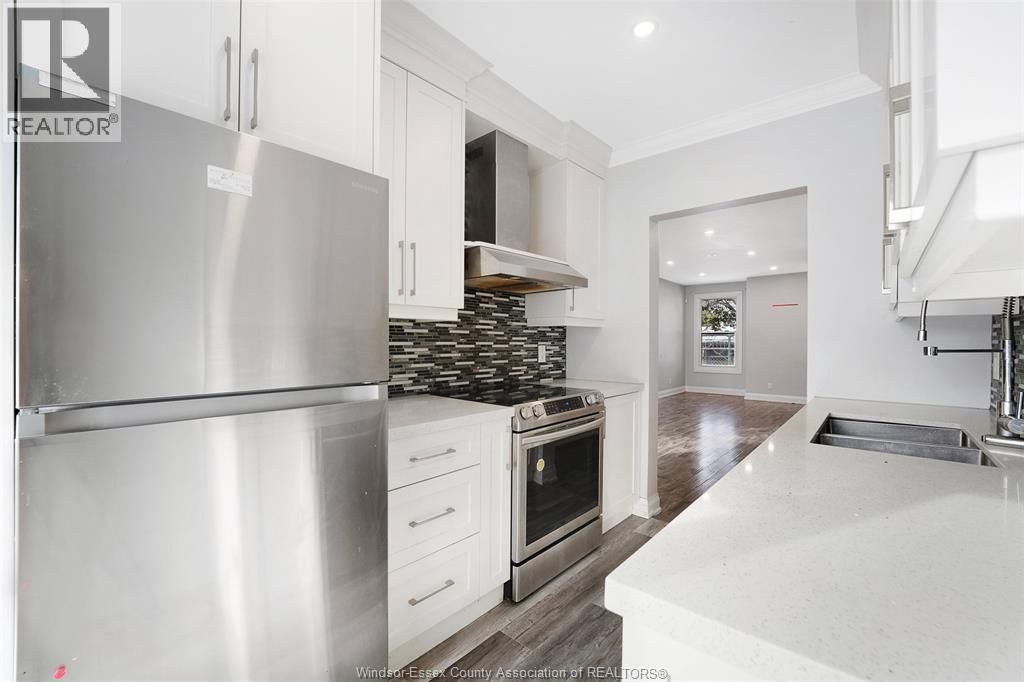1657 Martindale, Windsor, Ontario  N9B 1G7 - Photo 10 - 26000274