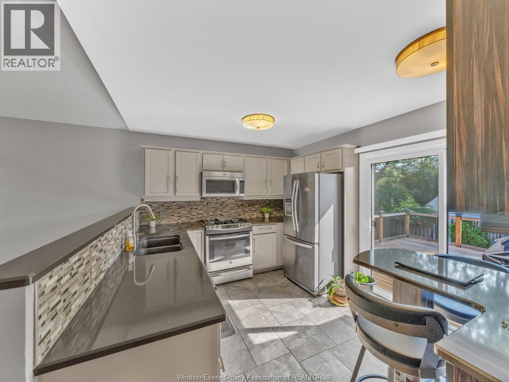 1046 Rendezvous, Windsor, Ontario  N8P 1K6 - Photo 8 - 26000303