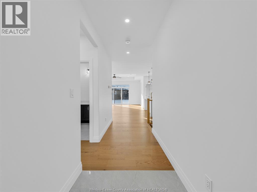 2599 Barkley Avenue, Windsor, Ontario  N8P 0E9 - Photo 3 - 26000291