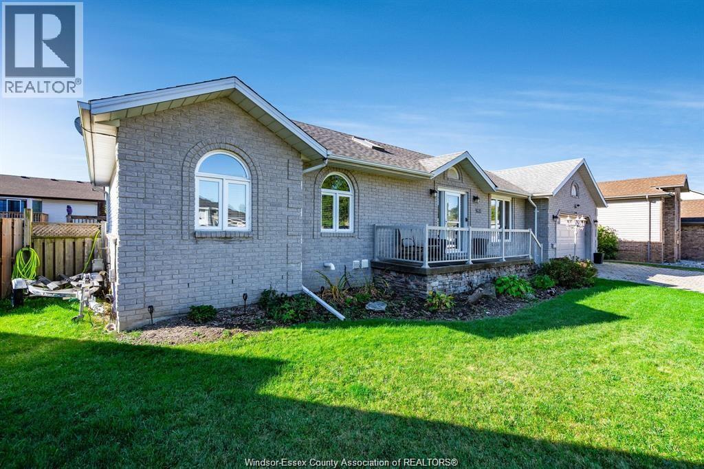 1631 Cherrywood Drive, Lakeshore, Ontario  N0R 1A0 - Photo 1 - 26000315