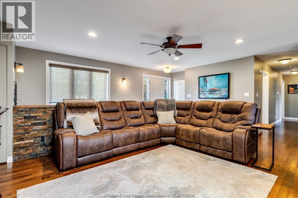 1631 Cherrywood Drive, Lakeshore, Ontario  N0R 1A0 - Photo 2 - 26000315