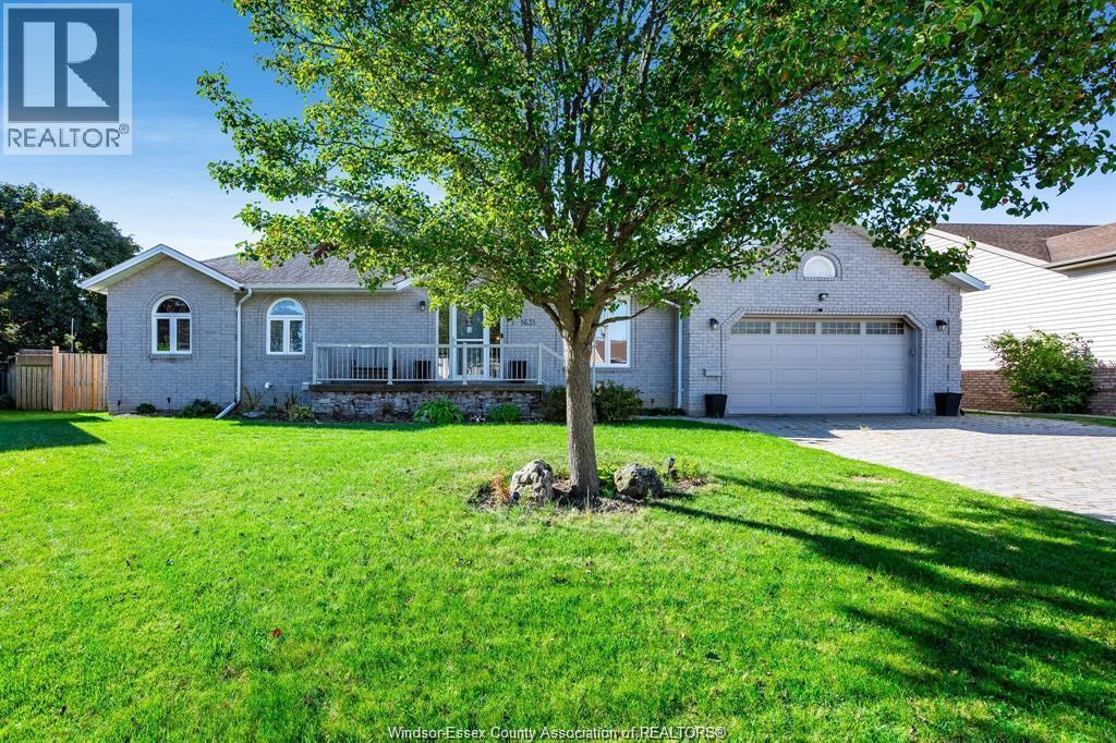 1631 Cherrywood Drive, Lakeshore, Ontario  N0R 1A0 - Photo 43 - 26000315