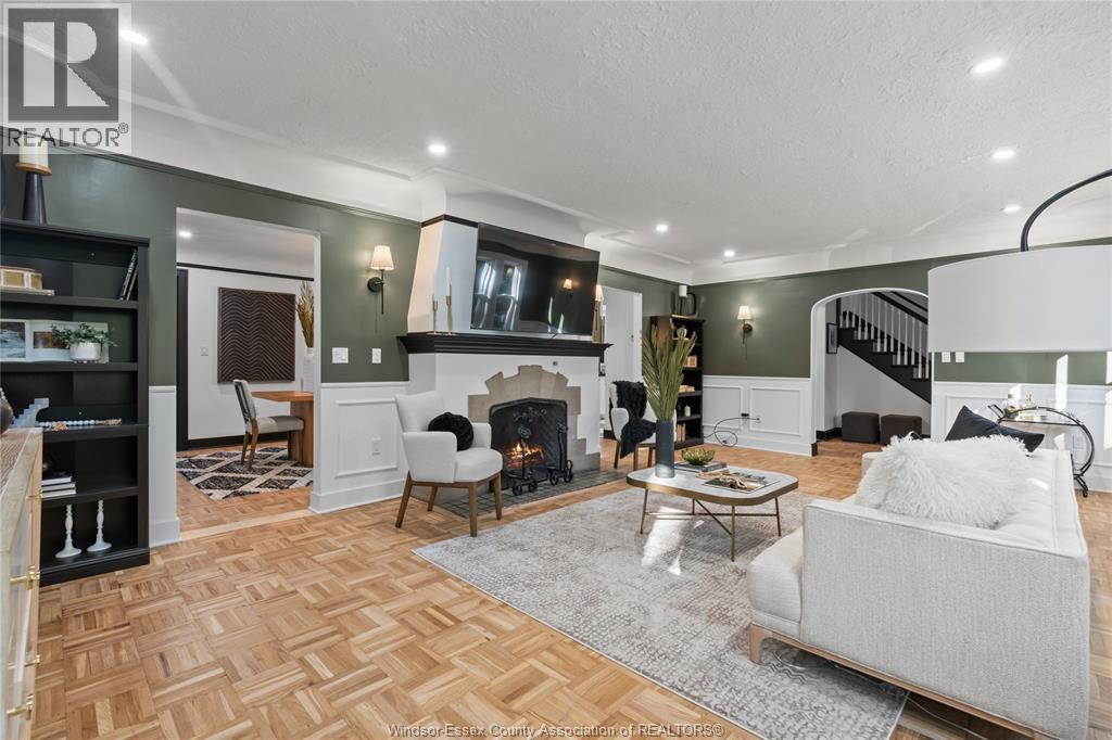 2163 Victoria, Windsor, Ontario  N8X 1P8 - Photo 10 - 26000312