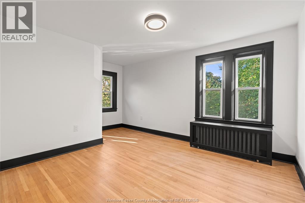 2163 Victoria, Windsor, Ontario  N8X 1P8 - Photo 30 - 26000312