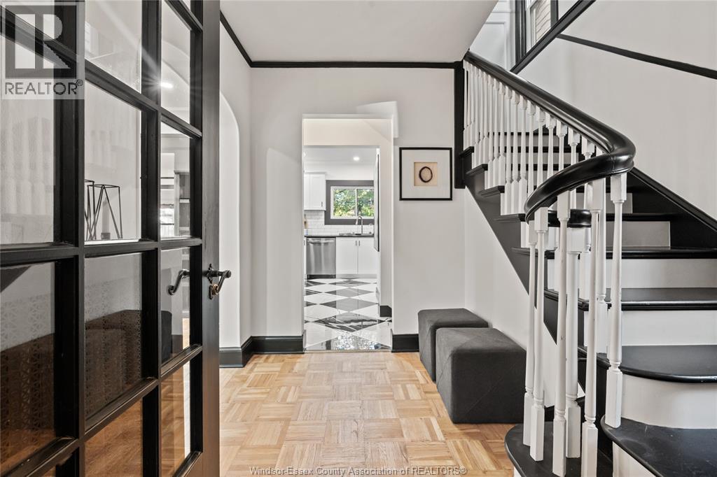 2163 Victoria, Windsor, Ontario  N8X 1P8 - Photo 6 - 26000312