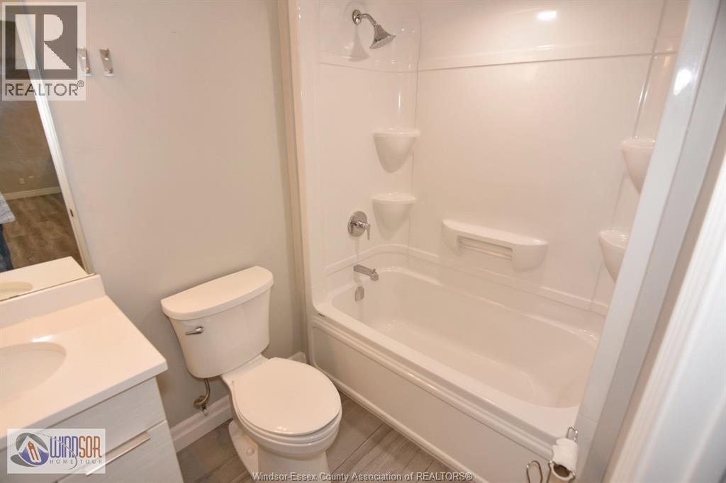 728 Brownstone Drive Unit# 305, Lakeshore, Ontario  N8N 2L9 - Photo 34 - 26000358