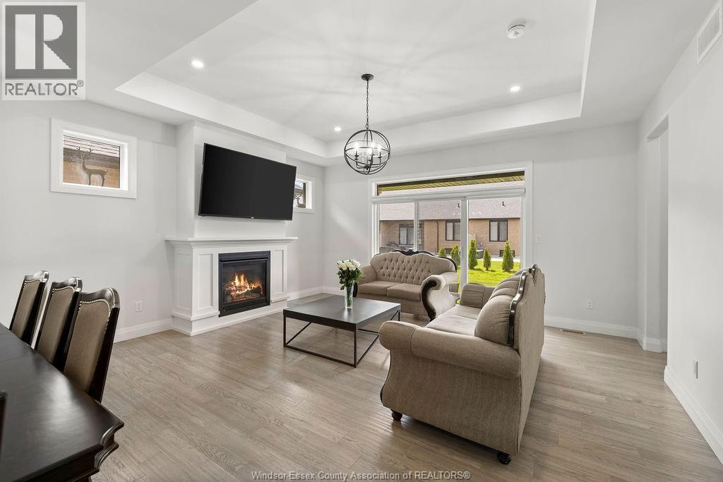 2431 Barkley Avenue, Windsor, Ontario  N8P 0G7 - Photo 11 - 26000362