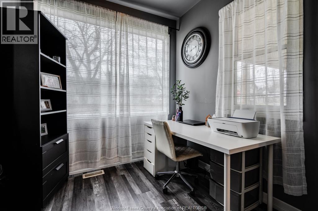 20 Churchill Avenue, Leamington, Ontario  N8H 3R4 - Photo 7 - 26000377