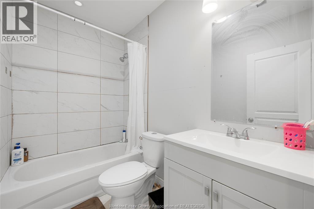 926 Curry Avenue, Windsor, Ontario  N9B 2C5 - Photo 16 - 26000381