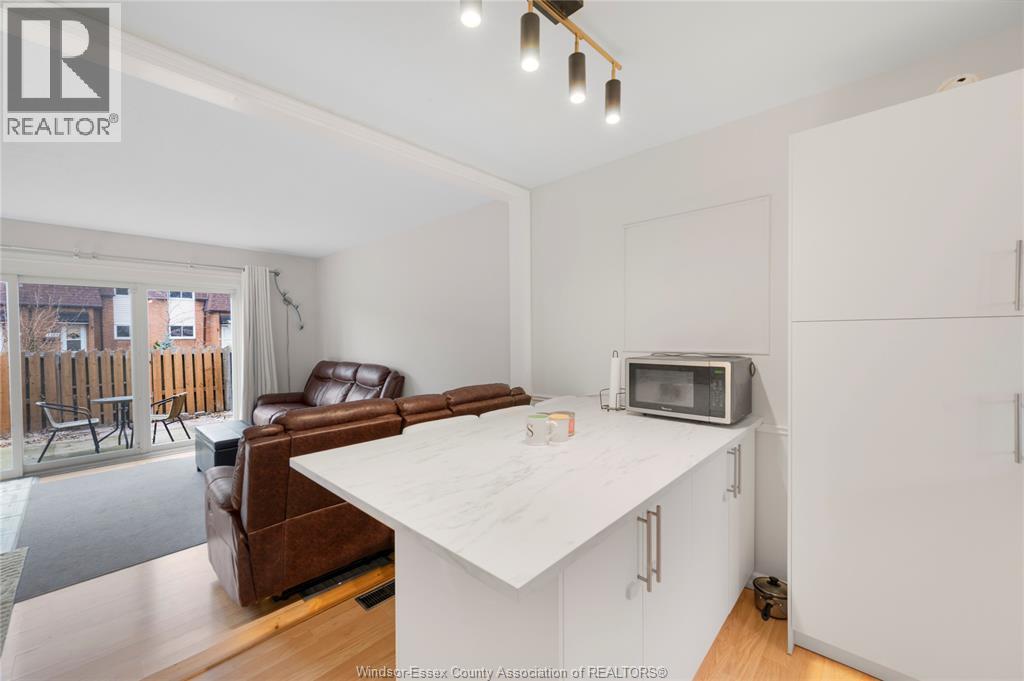 6384 Thornberry Crescent, Windsor, Ontario  N8T 3A2 - Photo 10 - 26000533