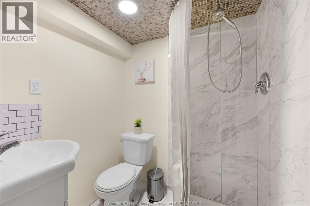 6384 Thornberry Crescent, Windsor, Ontario  N8T 3A2 - Photo 20 - 26000533