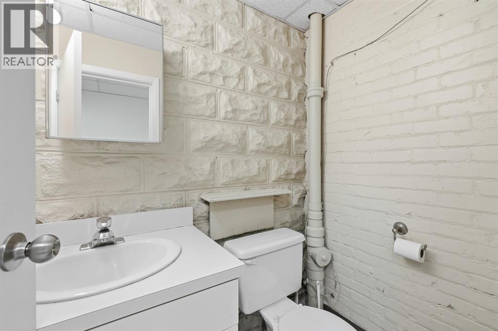 34 Talbot St. North, Essex, Ontario  N8M 1A4 - Photo 15 - 26000376