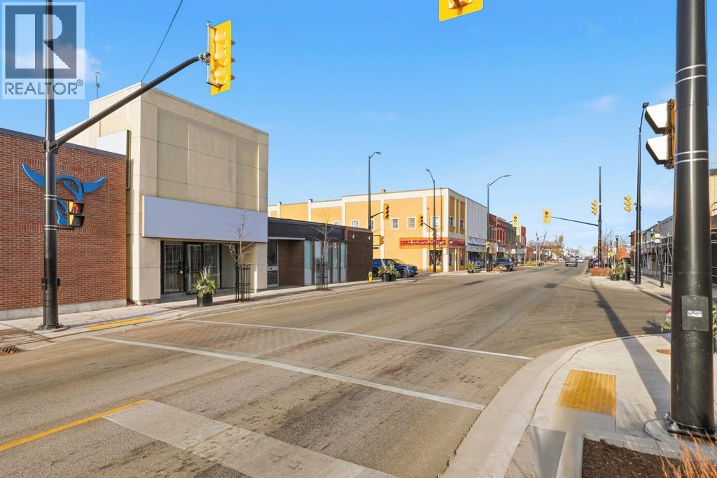 34 Talbot St. North, Essex, Ontario  N8M 1A4 - Photo 3 - 26000376