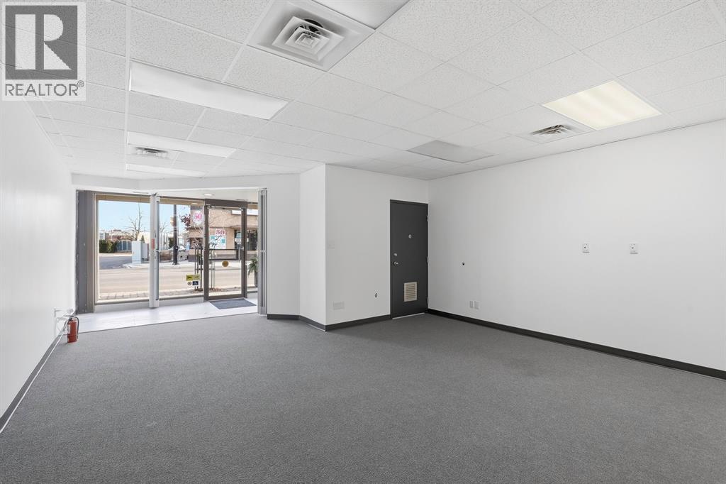 34 Talbot St. North, Essex, Ontario  N8M 1A4 - Photo 9 - 26000376