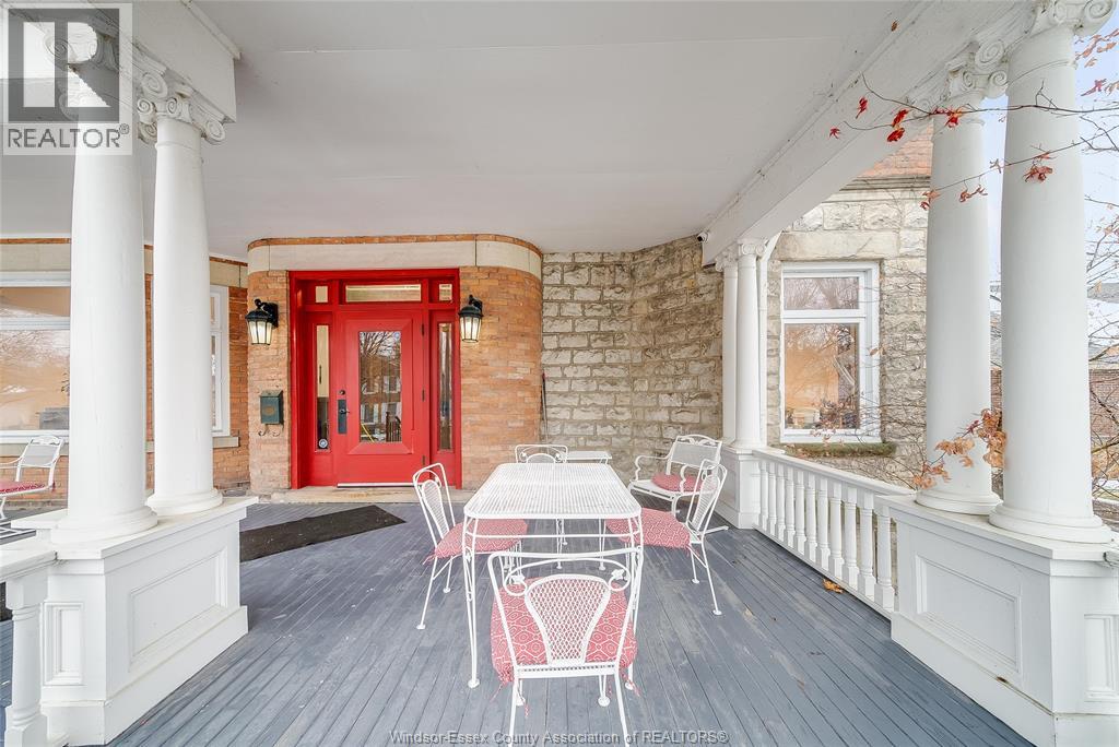 259 Wellington Street West, Chatham, Ontario  N7M 1J9 - Photo 5 - 26000244