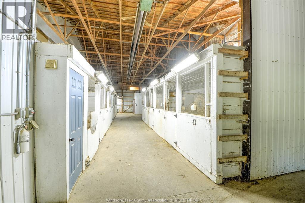 6400 Walker, Tecumseh, Ontario  N0R 1L0 - Photo 25 - 26000581