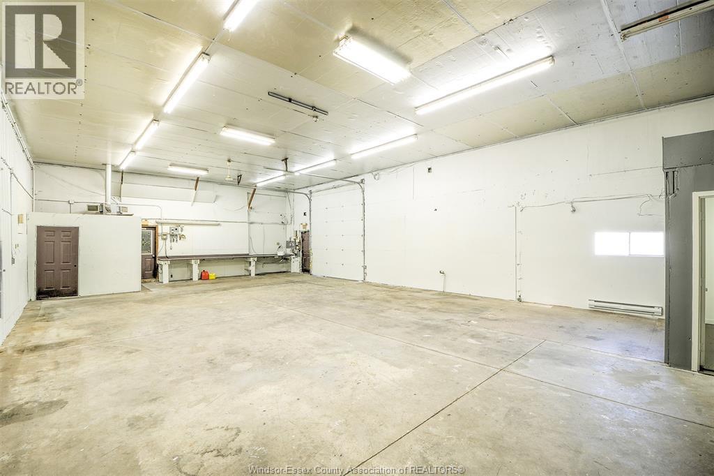 6400 Walker, Tecumseh, Ontario  N0R 1L0 - Photo 14 - 26000580