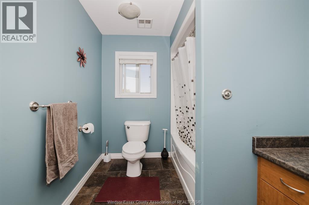 3068 Troup Crescent, Windsor, Ontario  N8R 0A5 - Photo 14 - 26000583