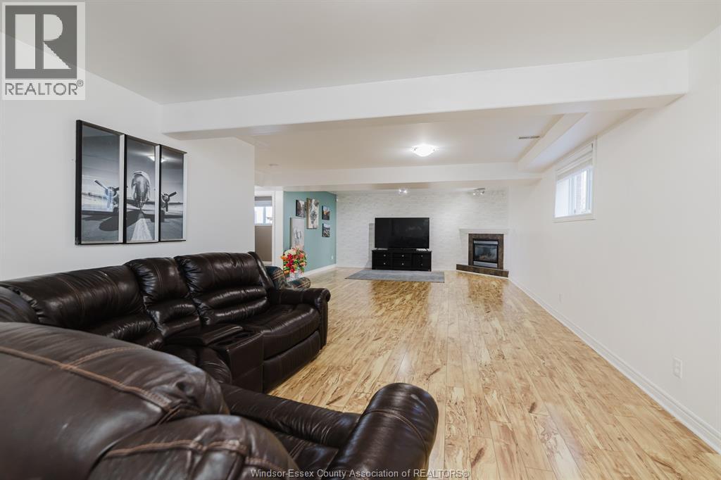 3068 Troup Crescent, Windsor, Ontario  N8R 0A5 - Photo 26 - 26000583