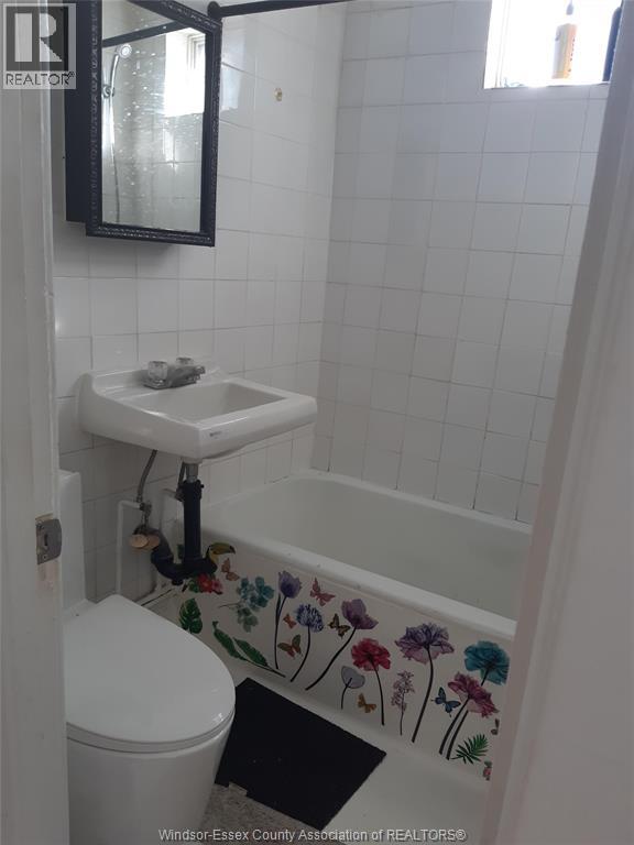 147 Janette Avenue, Windsor, Ontario  N9A 4Y7 - Photo 12 - 26000548