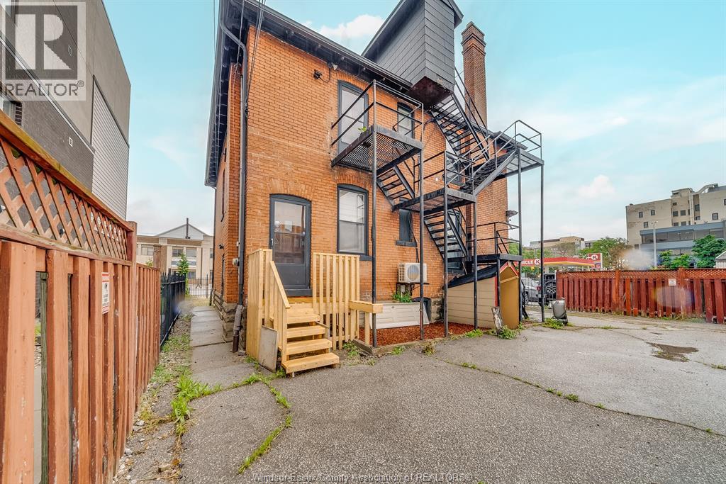 961 Ouellette Avenue Unit# 2, Windsor, Ontario  N9A 4J5 - Photo 39 - 26000602