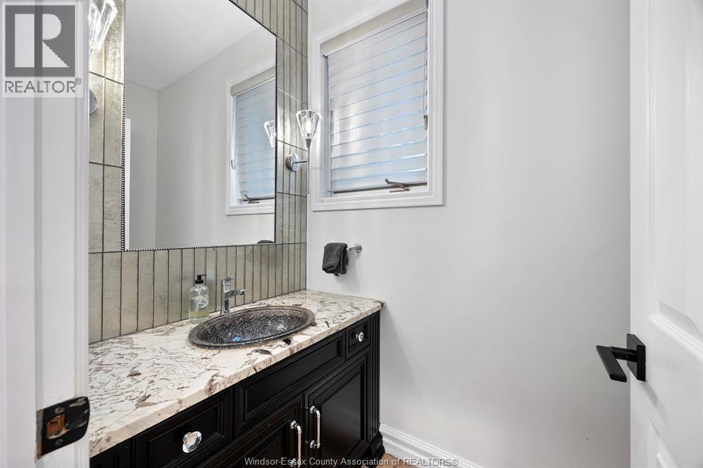 15 Fasan Crescent, Tecumseh, Ontario  N8N 4L1 - Photo 31 - 26000604