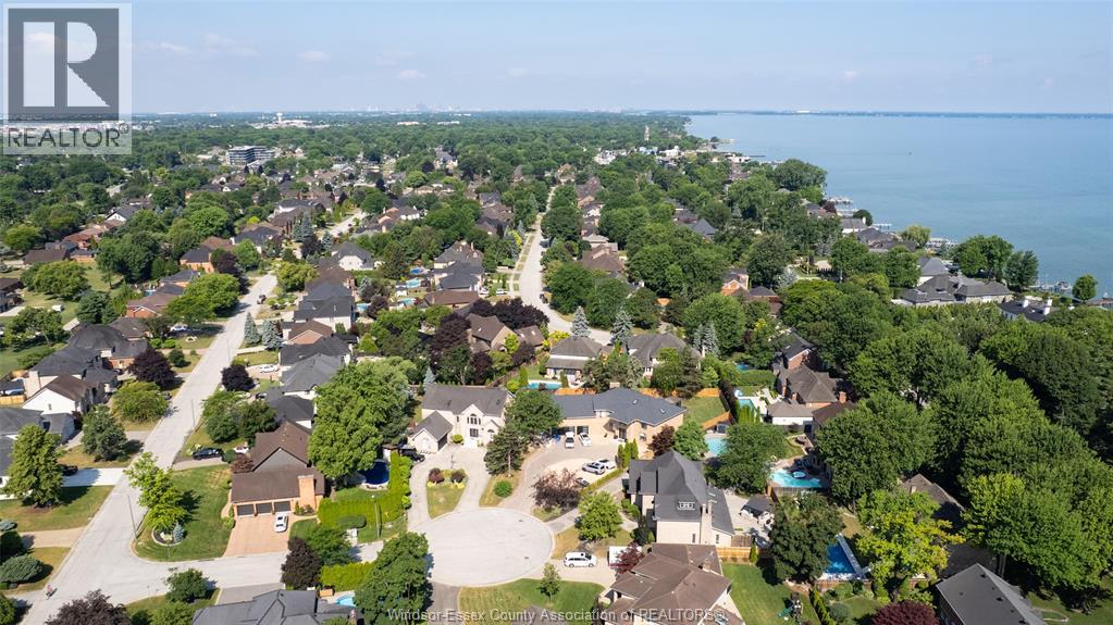 15 Fasan Crescent, Tecumseh, Ontario  N8N 4L1 - Photo 5 - 26000604