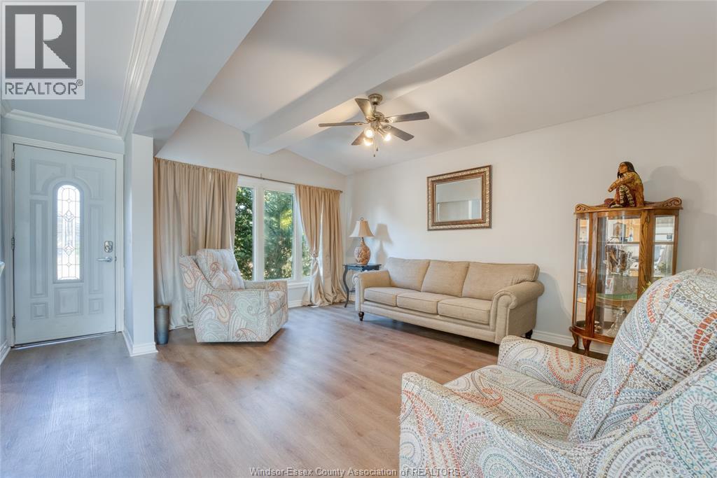 426 Lesperance Road, Tecumseh, Ontario  N8N 1W4 - Photo 12 - 26000572