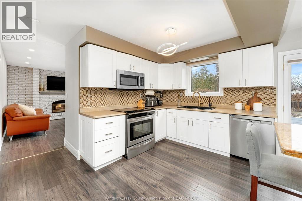 222 Donalda Court, Tecumseh, Ontario  N8N 3K2 - Photo 10 - 26000766