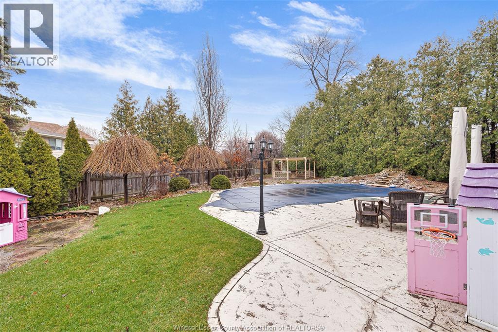 222 Donalda Court, Tecumseh, Ontario  N8N 3K2 - Photo 29 - 26000766