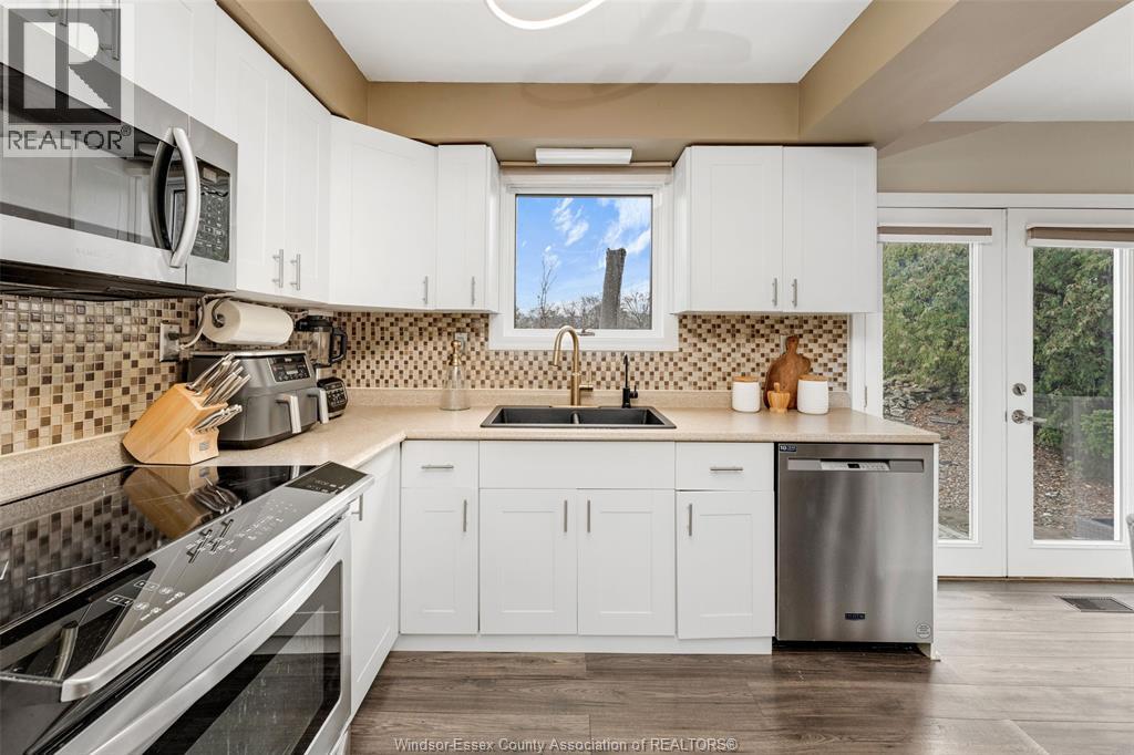 222 Donalda Court, Tecumseh, Ontario  N8N 3K2 - Photo 9 - 26000766