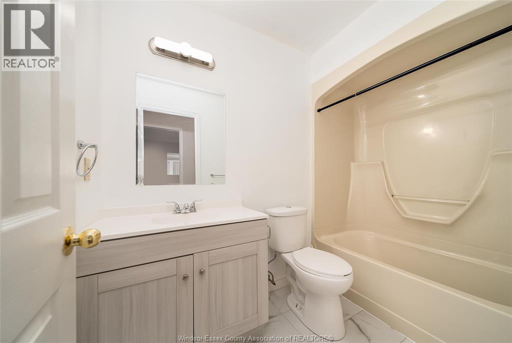 1970 Daytona, Windsor, Ontario  N9B 3V7 - Photo 16 - 26000879