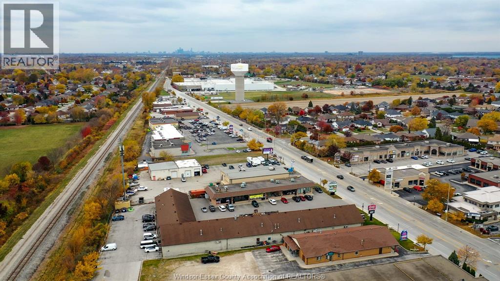 13163 Tecumseh Road East, Tecumseh, Ontario  N8N 3T4 - Photo 15 - 26000772