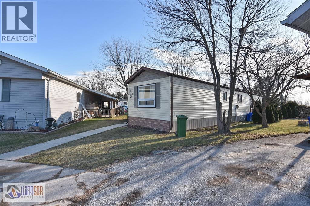 372 Regent Court, Essex, Ontario  N8M 2Z2 - Photo 10 - 26000955