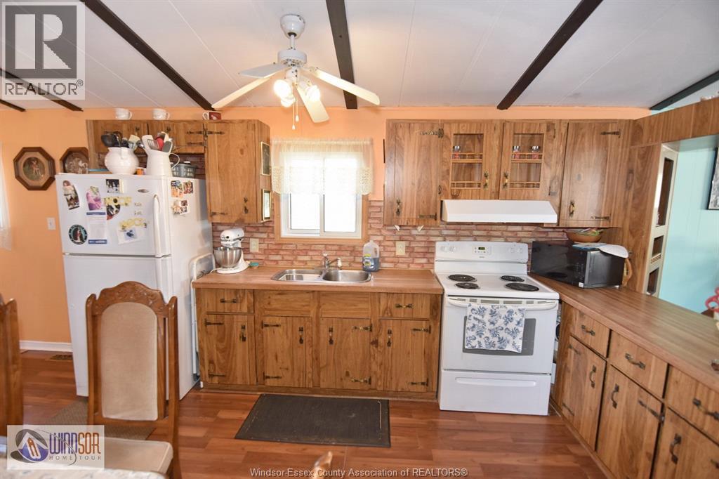 372 Regent Court, Essex, Ontario  N8M 2Z2 - Photo 22 - 26000955