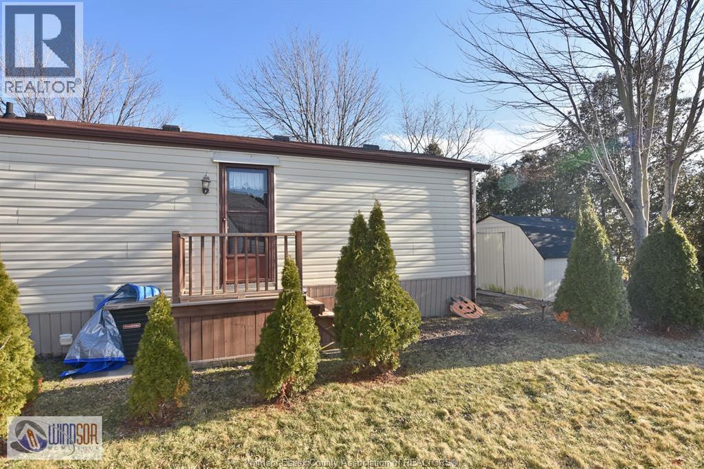 372 Regent Court, Essex, Ontario  N8M 2Z2 - Photo 6 - 26000955